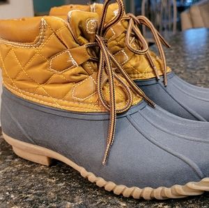 COPY - Sketches duck pond Boots size 8